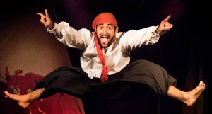 theatre corps saints #OFF17 augustin pirate des indes